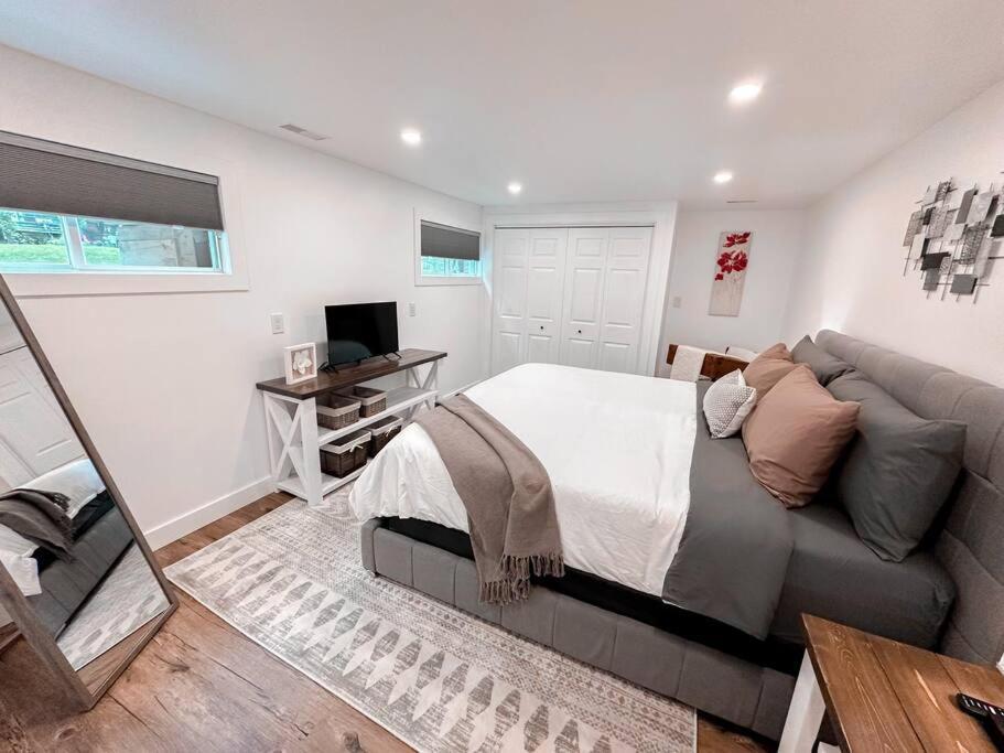 The Victoria Suite In Elora- King Bed Exteriér fotografie